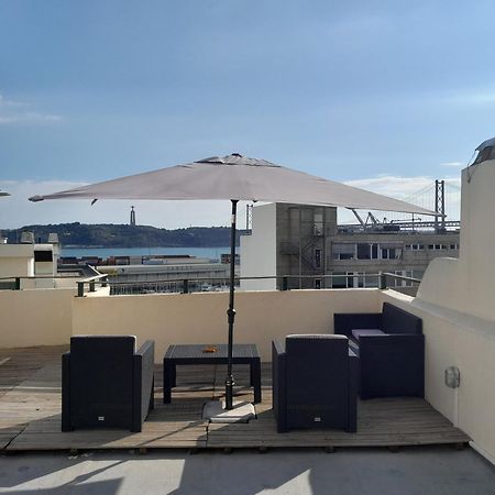Apartamento Sobre O Rio リスボン エクステリア 写真