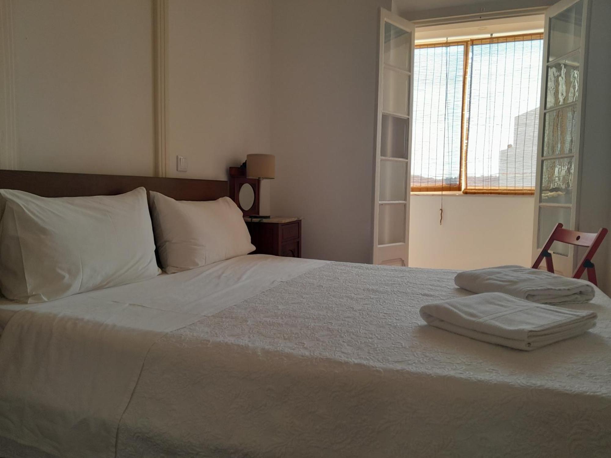 Apartamento Sobre O Rio リスボン エクステリア 写真